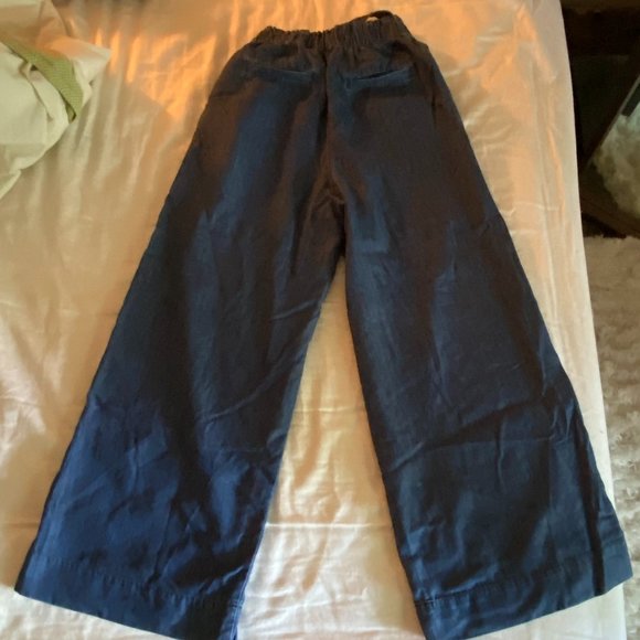 Flare leg pants with belt - Picture 2 of 3